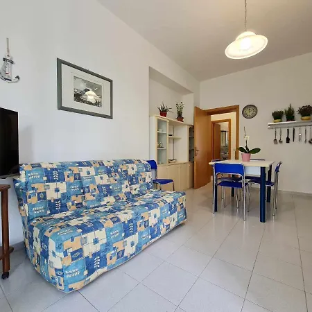 Apartamento R31 - Numana: Trilocale Con Terrazzo Vista Mare *