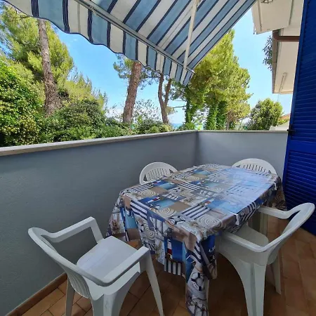 R31 - Numana: Trilocale Con Terrazzo Vista Mare *
