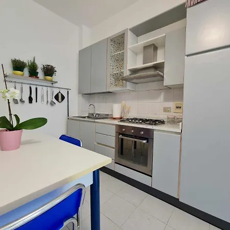 R31 - Trilocale Con Terrazzo Vista Mare Lägenhet Numana