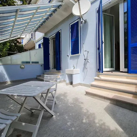 R31 - Numana: Trilocale Con Terrazzo Vista Mare * Numana
