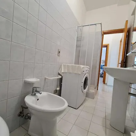 R31 - Numana: Trilocale Con Terrazzo Vista Mare * Numana
