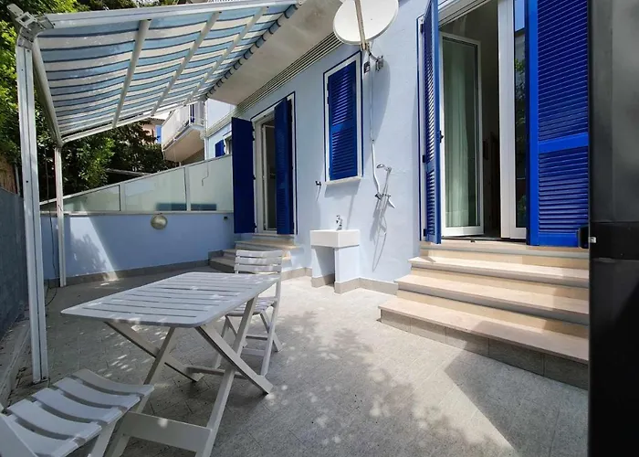 R31 - Numana: Trilocale Con Terrazzo Vista Mare * Numana